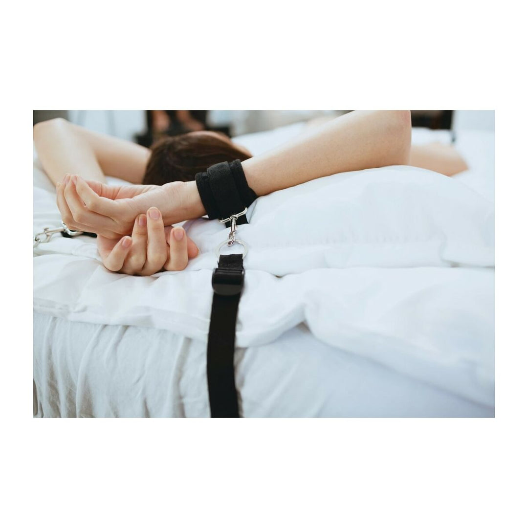 V3HBCB9B424B16CC13D1F11D7F69B00D984R5797045P5