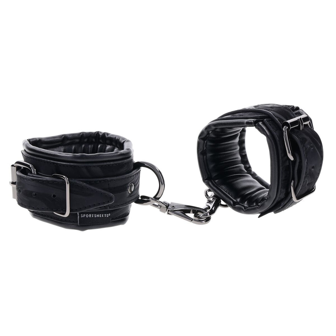 V3HF75E0A82806D45772106EBC78B83CBF4R5678980P7